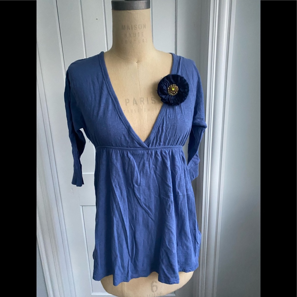 Old Navy women top size M
